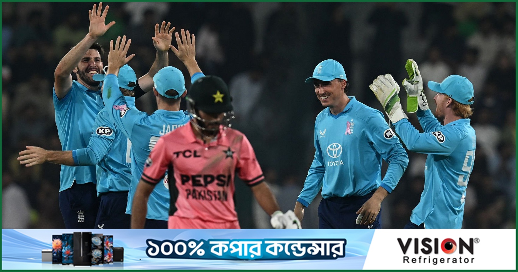 শাদাবের অবিশ্বাস্য সেঞ্চুরিতে ইংল্যান্ডকে হারাল পাকিস্তান